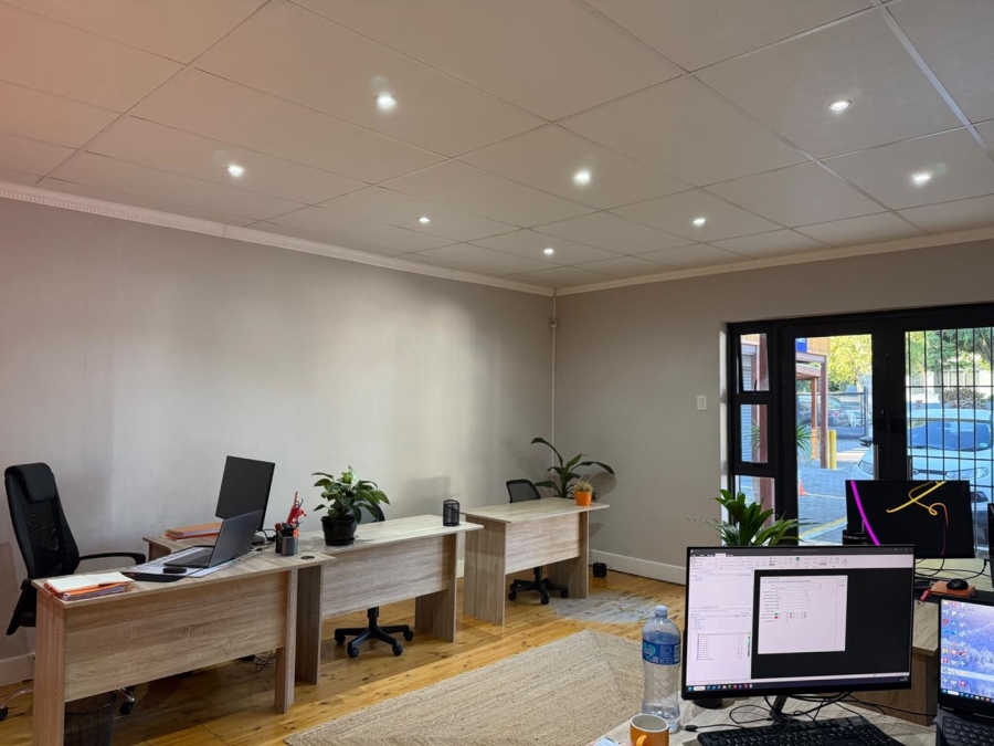 To Let Commercial Property for Rent in Walmer Eastern Cape